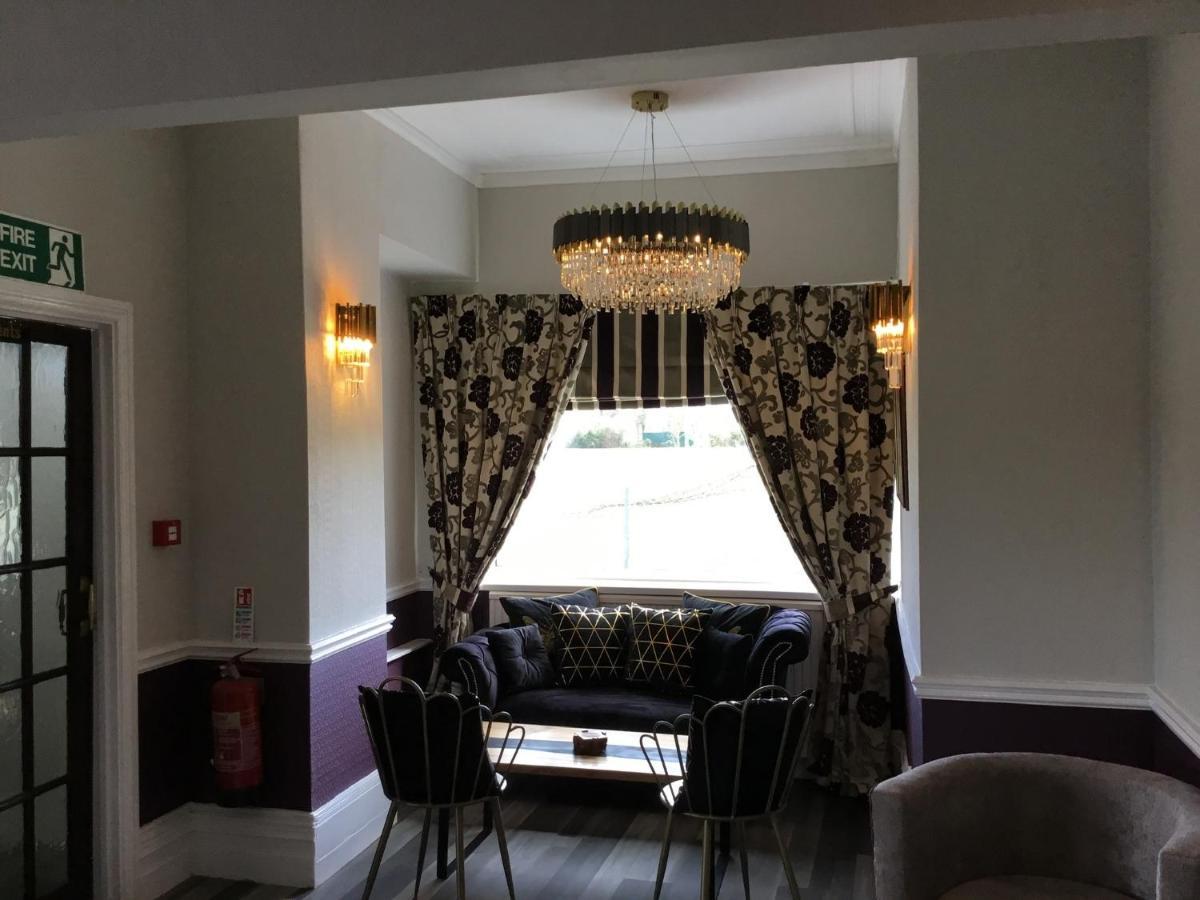 The Station Guest House Galmpton Buitenkant foto