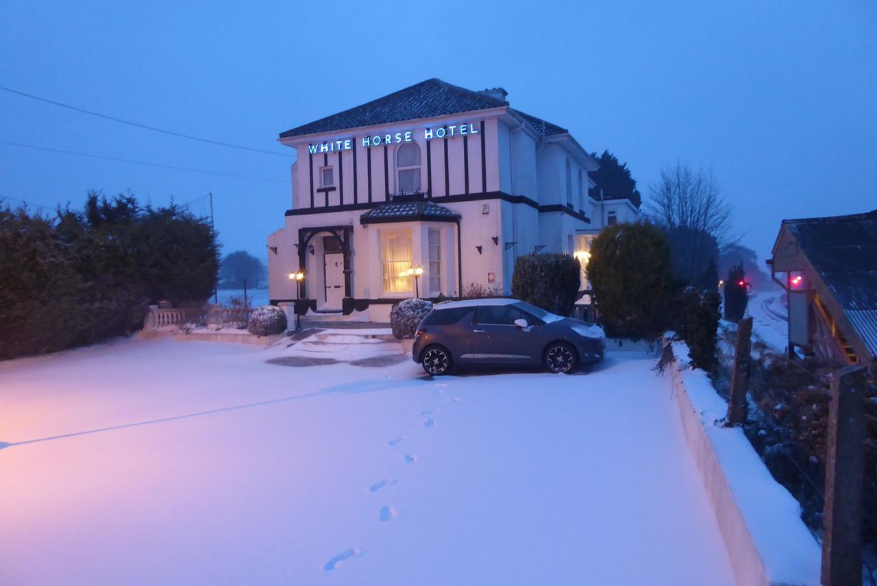 The Station Guest House Galmpton Buitenkant foto